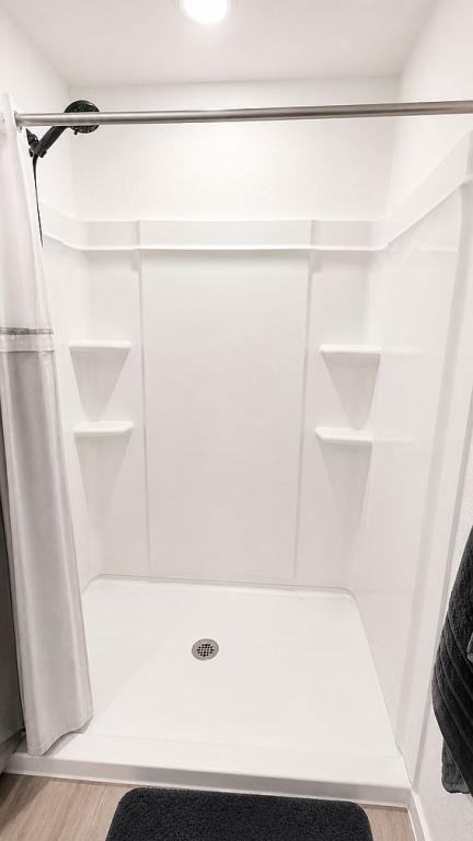 3303 Hilts Trl - Photo 3 of 6