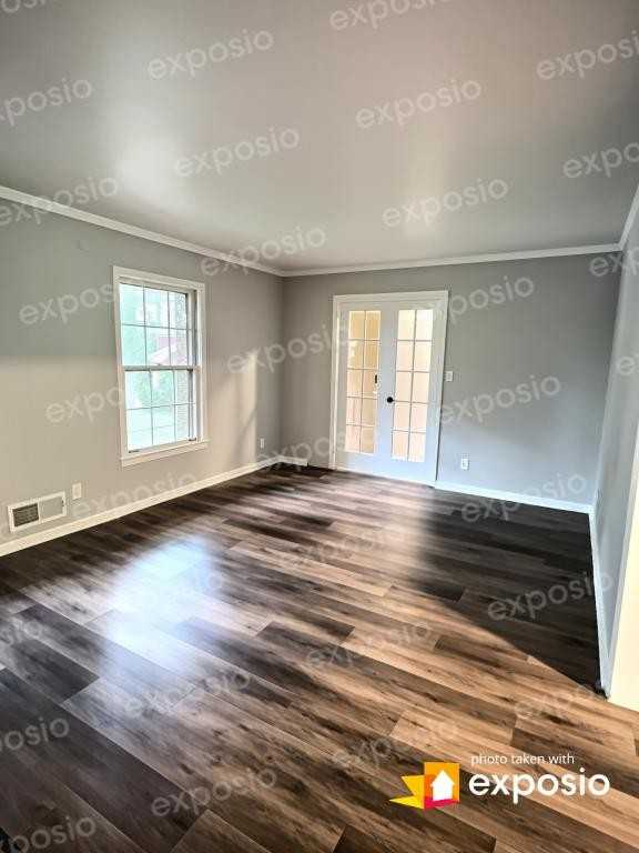 4579 Bergen Ct - Photo 6 of 49