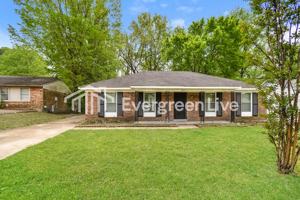 featured image of 3067 Morningview Dr