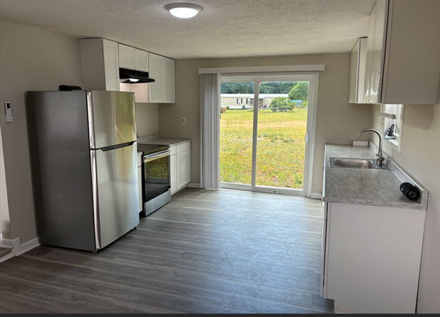 375 Bladen Cir - Photo 5 of 7
