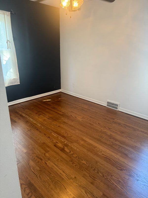 375 W Webster St - Photo 6 of 11