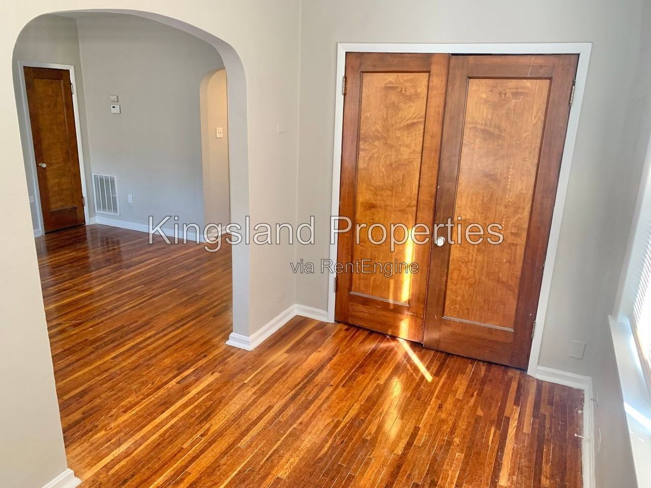 3711 Bates St #2E - Photo 3 of 14
