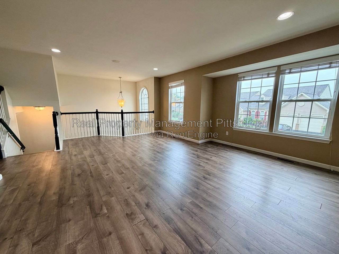 11 Morningtide Ct - Photo 2 of 24