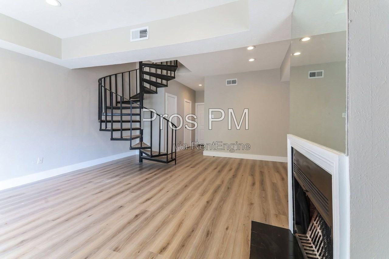 14140 Haymeadow Dr #111 - Photo 2 of 6