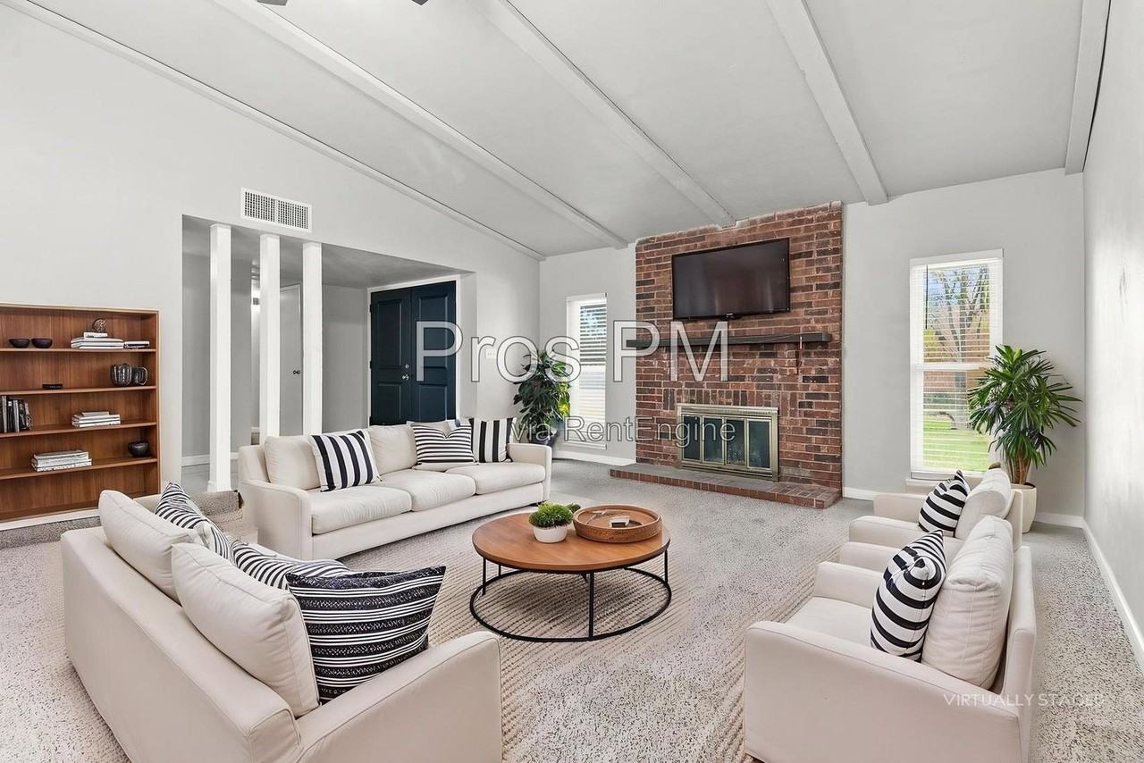 5281 Reed Dr - Photo 3 of 19