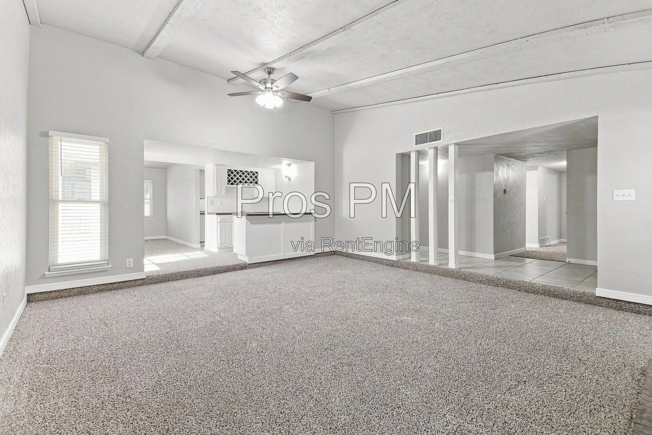 5281 Reed Dr - Photo 4 of 19