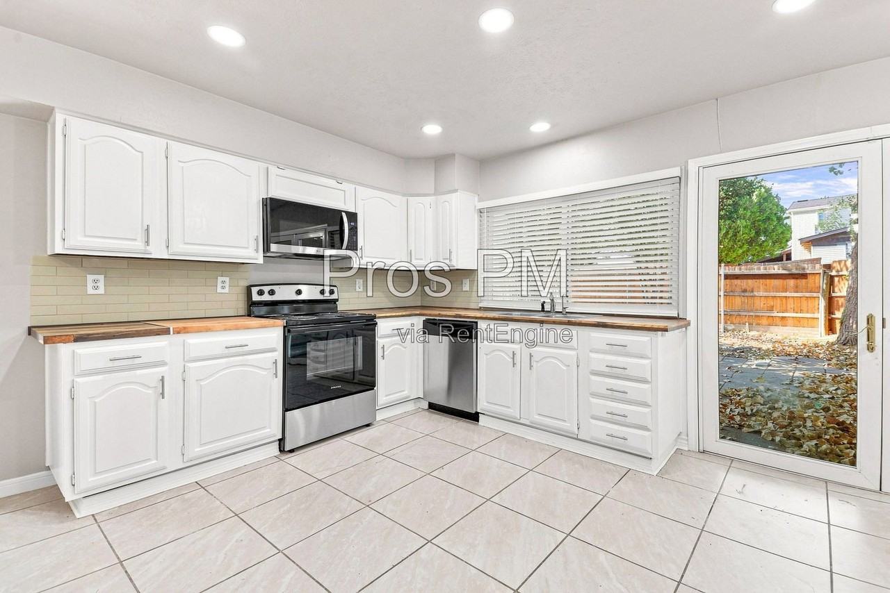 5281 Reed Dr - Photo 7 of 19