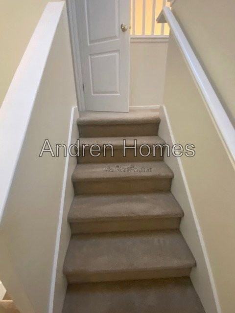 126 Pine St - Photo 7 of 10