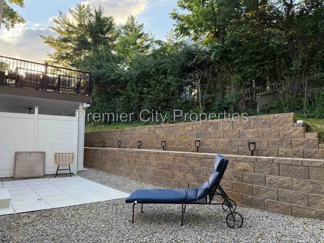 240 Mcgregor Ave #1 - Photo 5 of 50