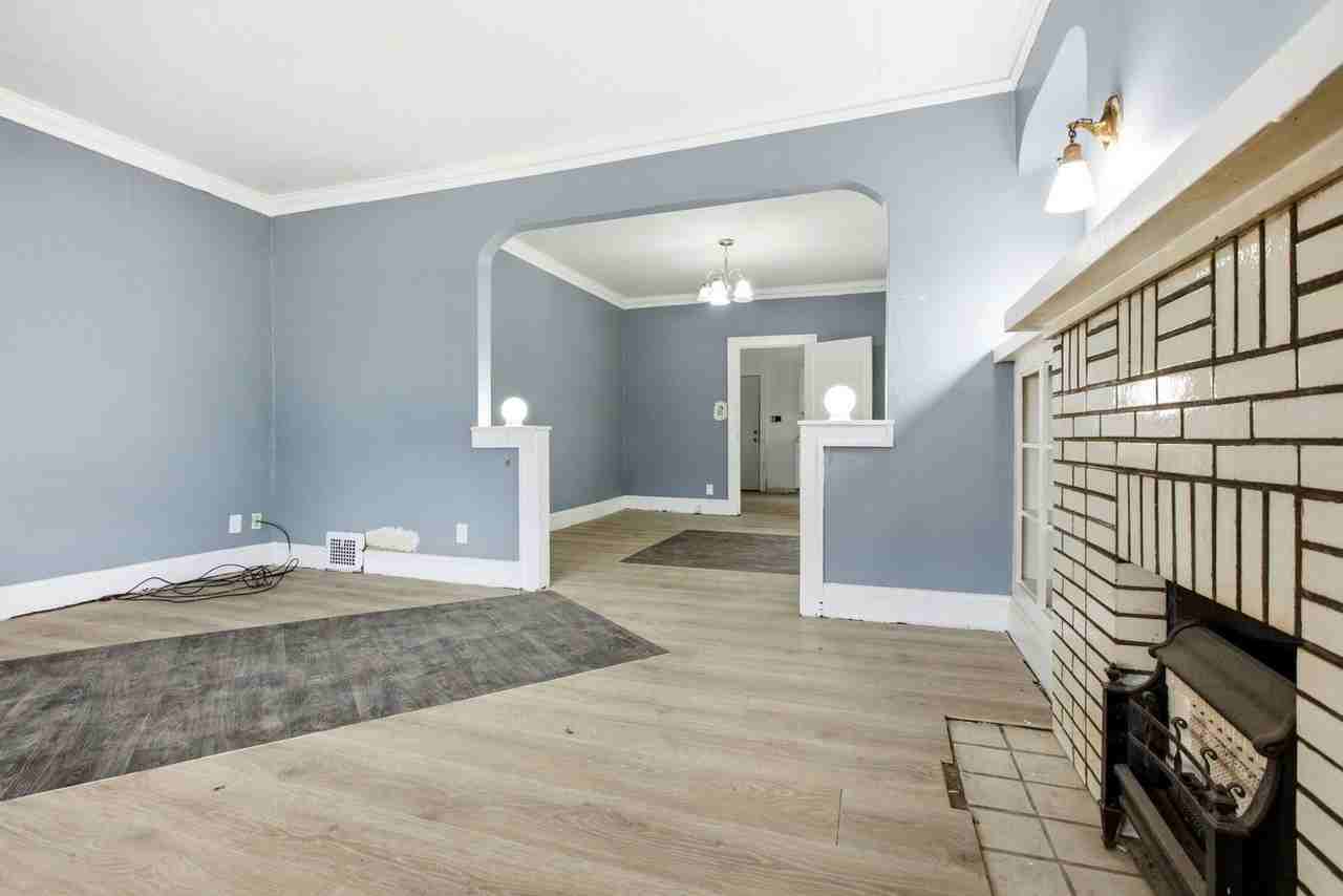 12313 Rexford Ave - Photo 7 of 46