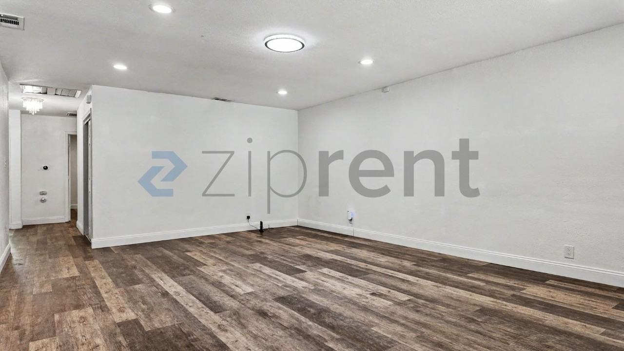 3422 9th Ave - Photo 4 of 48