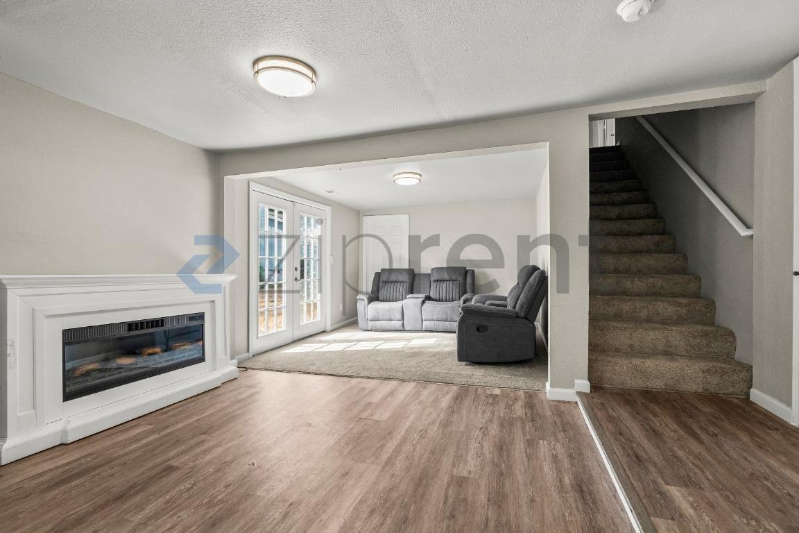 2126 Ne 137th St #B - Photo 4 of 19