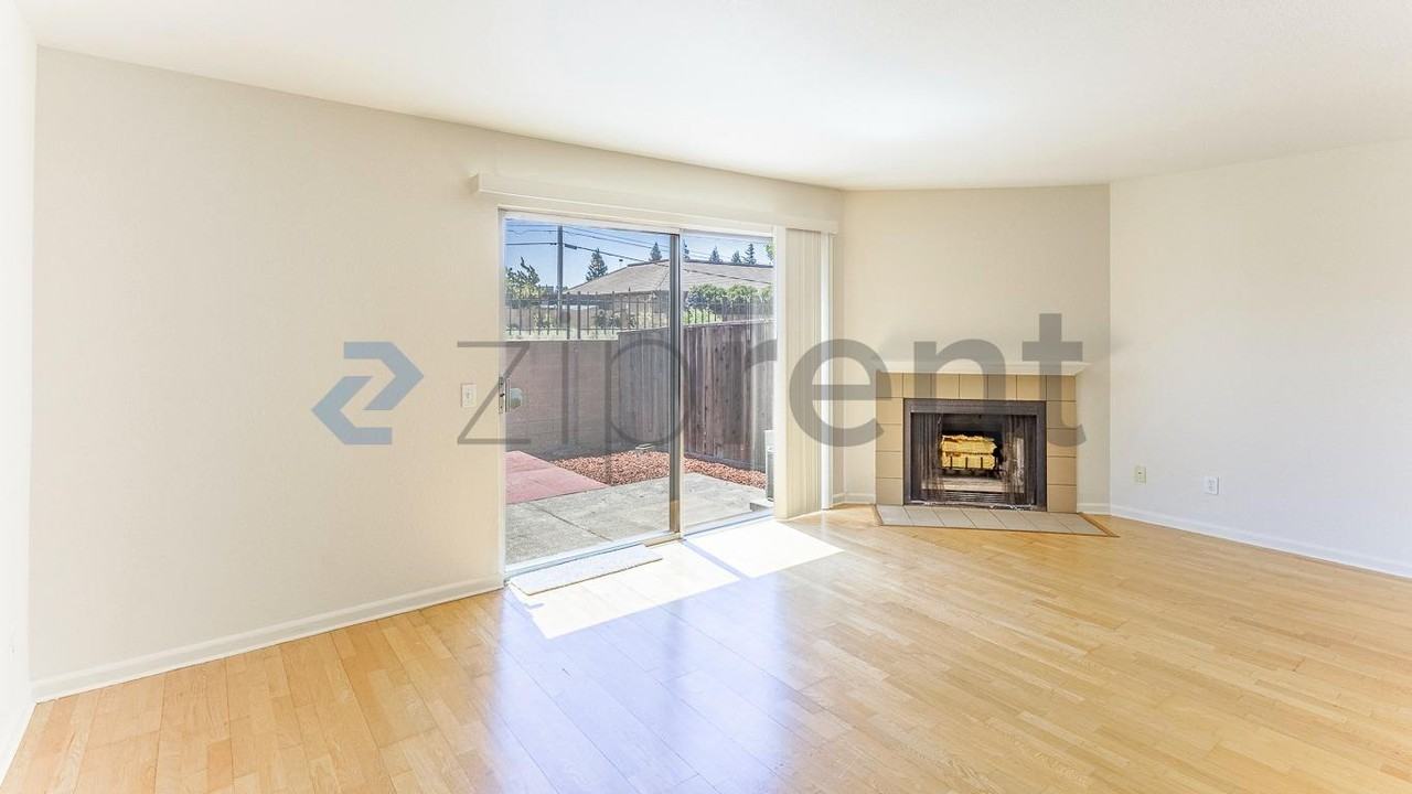374 Tabor Ave - Photo 6 of 20