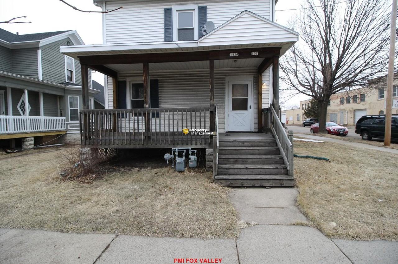102 W Irving Ave - Photo 2 of 21