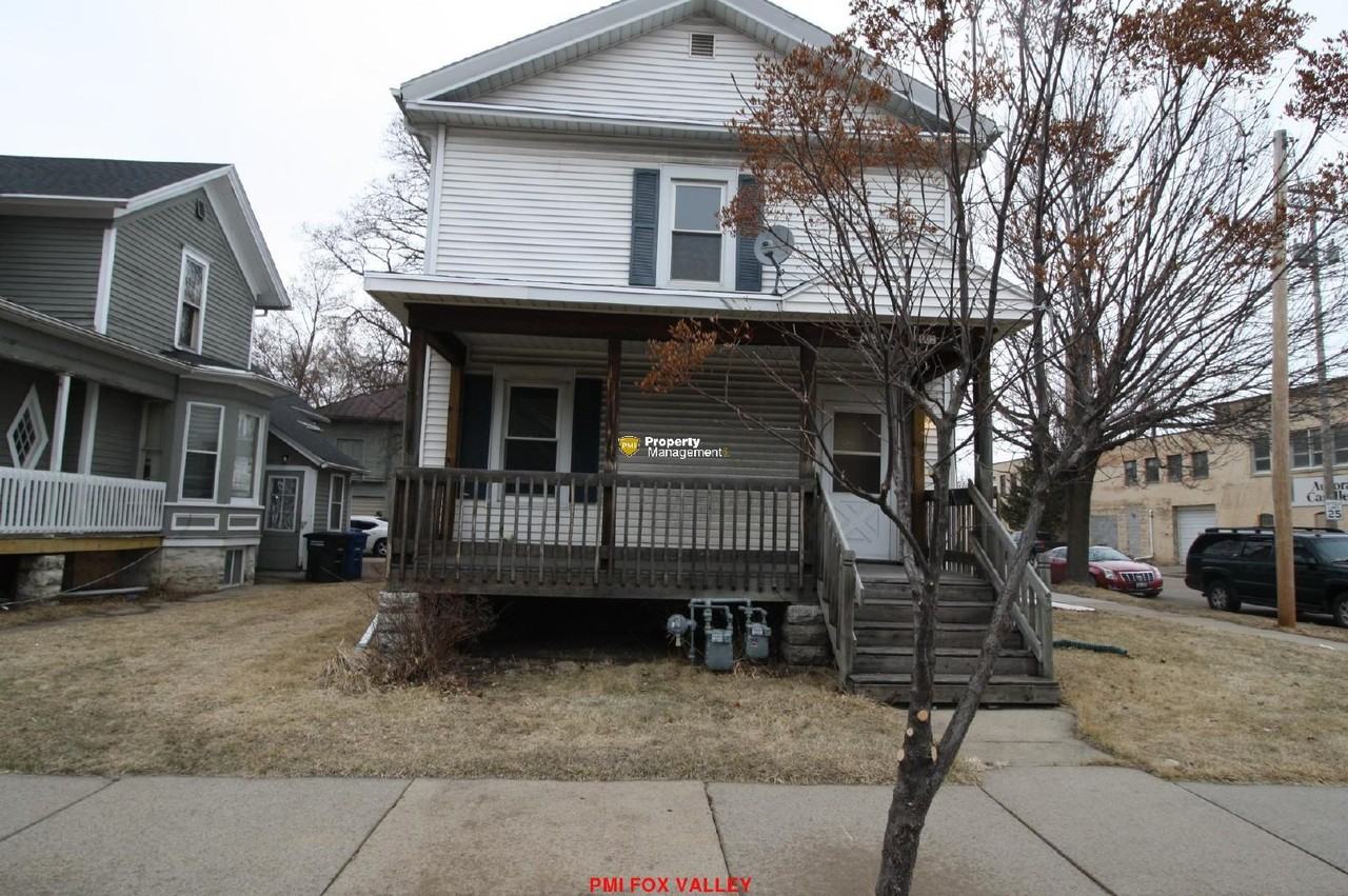 102 W Irving Ave - Photo 3 of 21