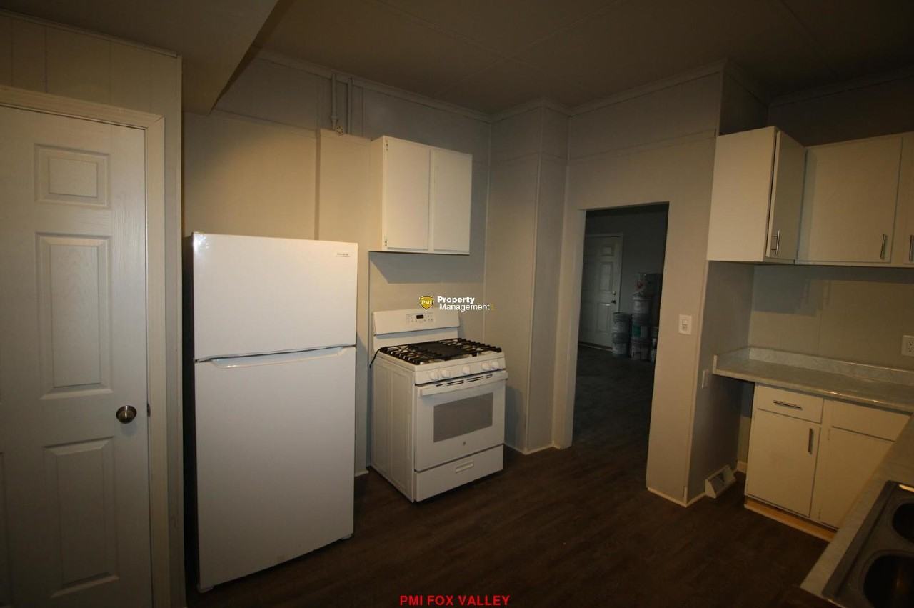102 W Irving Ave - Photo 6 of 21