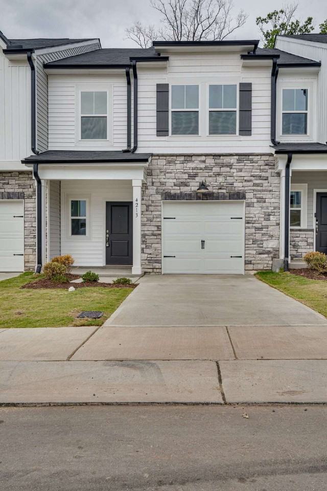4213 Bryson Dr - Photo 2 of 31