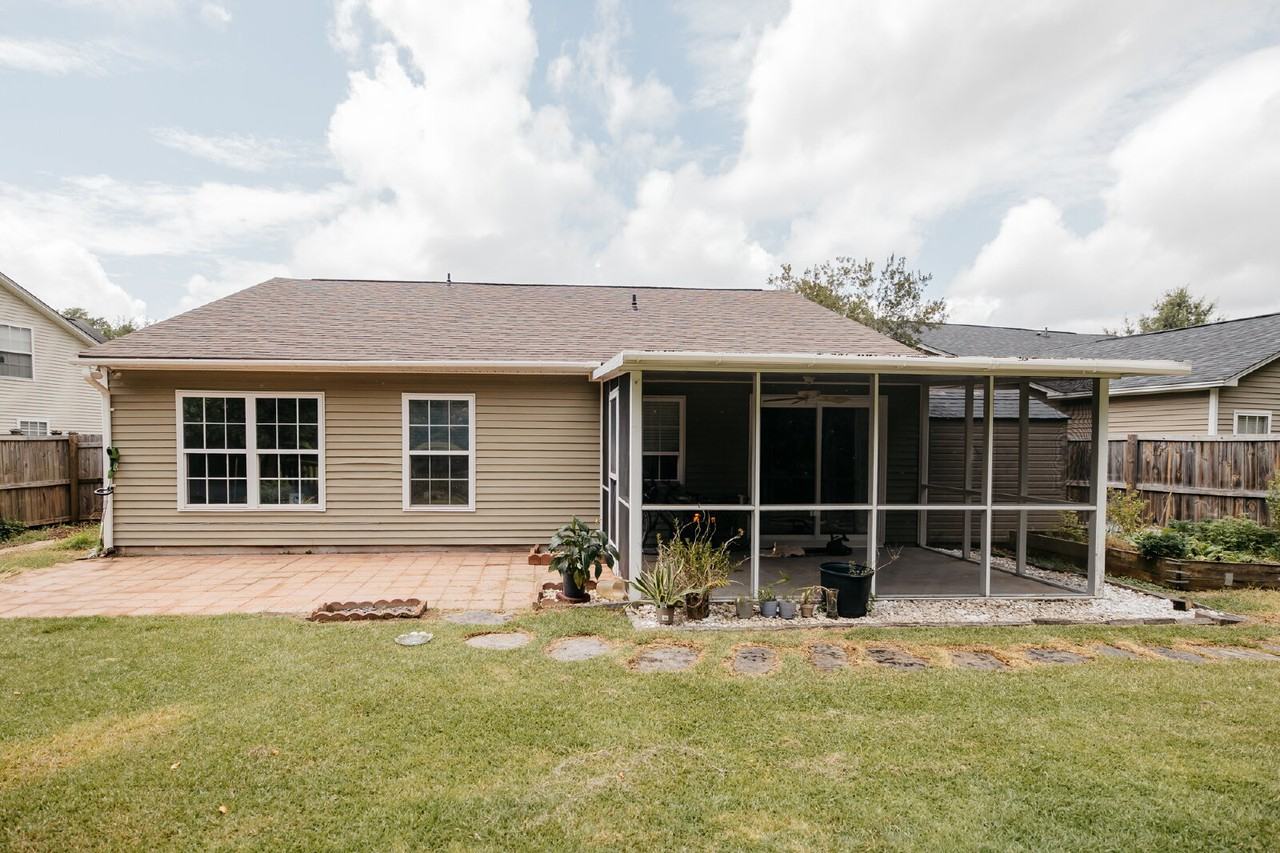 262 Island Green Rd - Photo 2 of 30