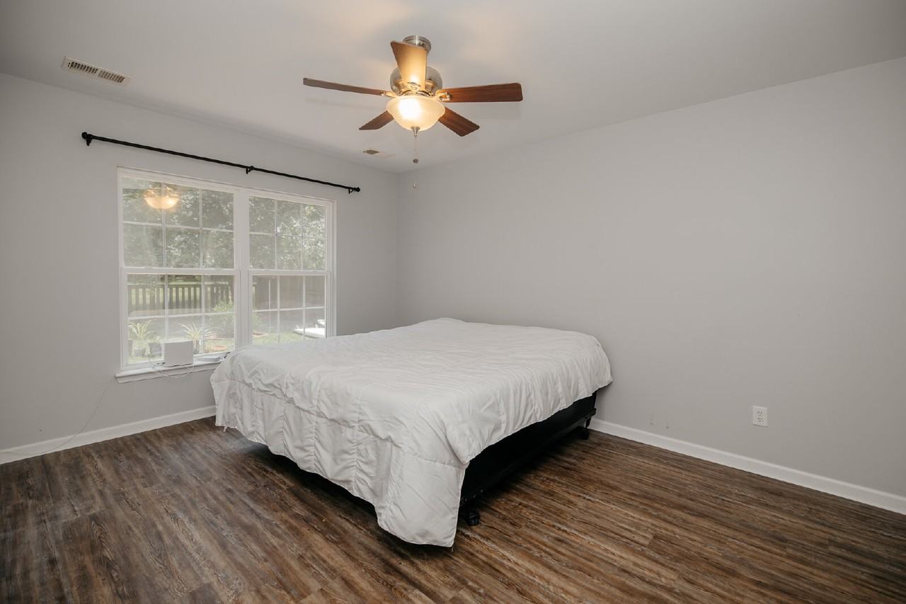 262 Island Green Rd - Photo 3 of 30