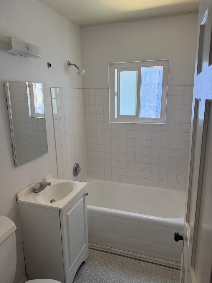 1562 Seventh Avenue #307 - Photo 2 of 3