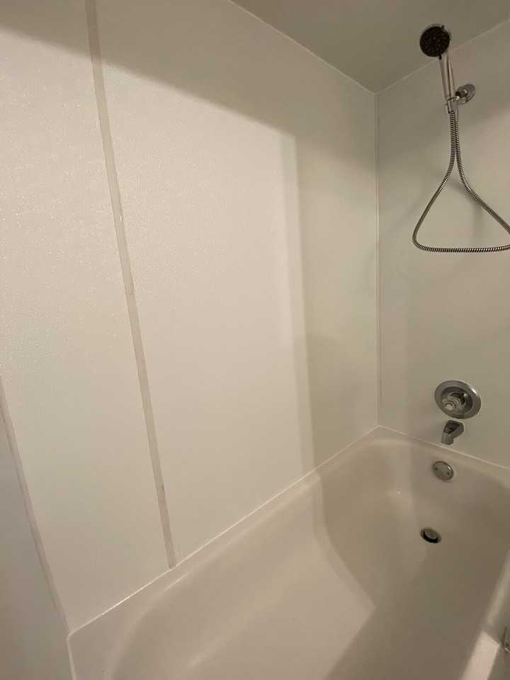 10932 38 Ave Nw - Photo 7 of 8