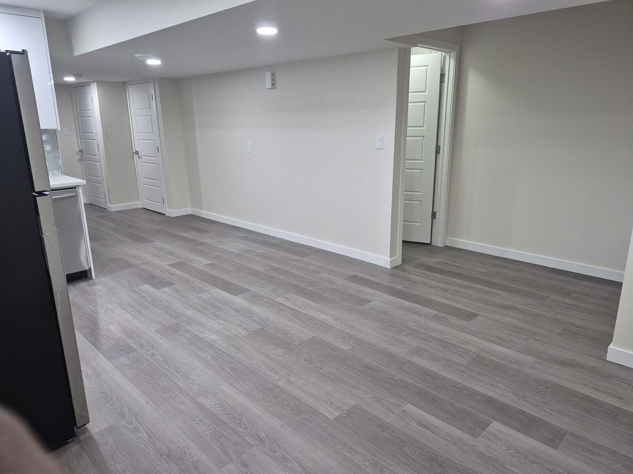 3643 6 Ave Sw - Photo 3 of 10