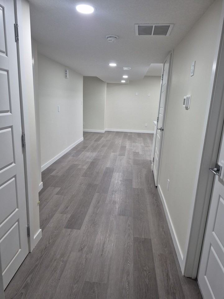3643 6 Ave Sw - Photo 6 of 10