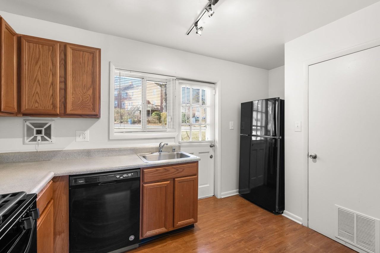 6108 Northwood Dr #A - Photo 6 of 19