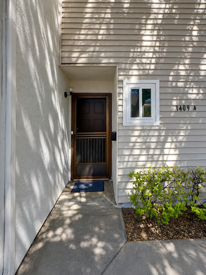 1409 Bel Air Dr #A - Photo 2 of 34