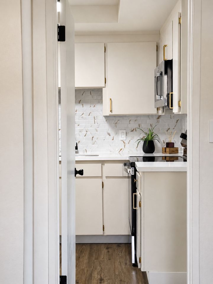1409 Bel Air Dr #A - Photo 5 of 34