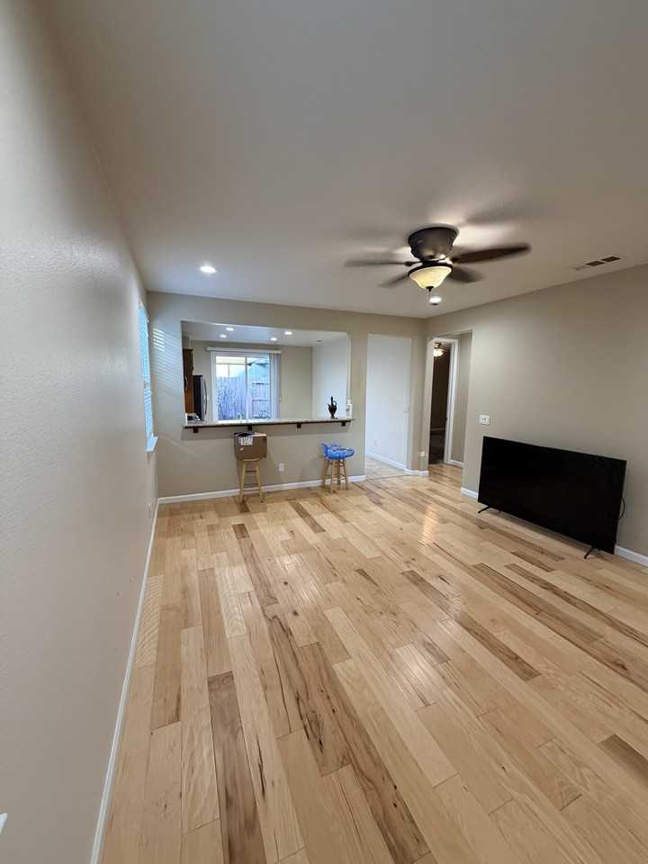 9855 Sheffield Way #NA - Photo 2 of 18