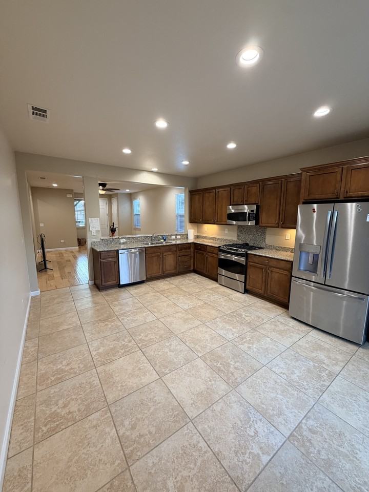 9855 Sheffield Way #NA - Photo 4 of 18