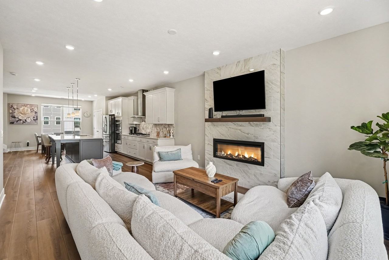 6403 Coverage Ct #0 - Photo 4 of 19