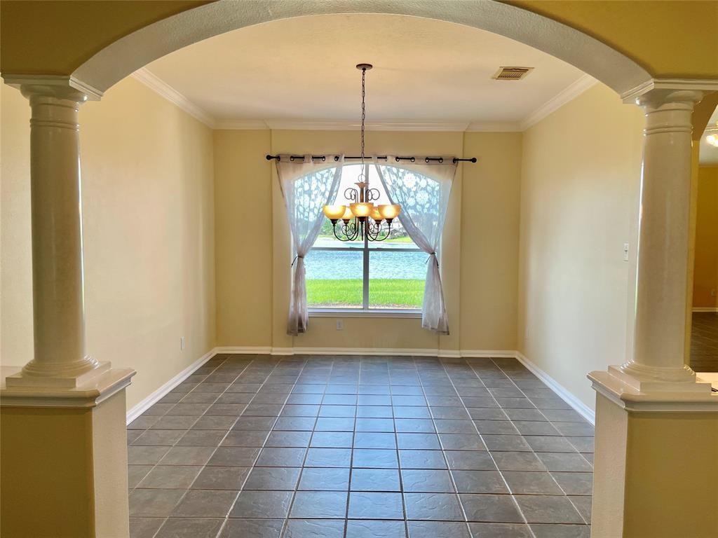 4014 Laguna Point Ln #NA - Photo 5 of 32