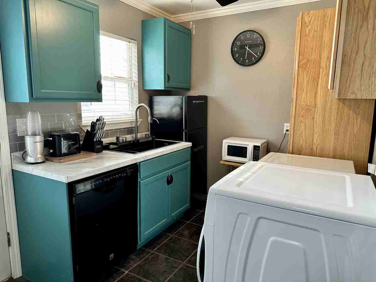 3105 N Hancock Ave #NA - Photo 7 of 27