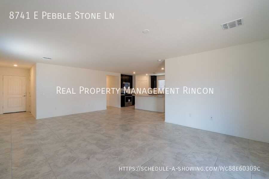 8741 E Pebble Stone Ln - Photo 2 of 31