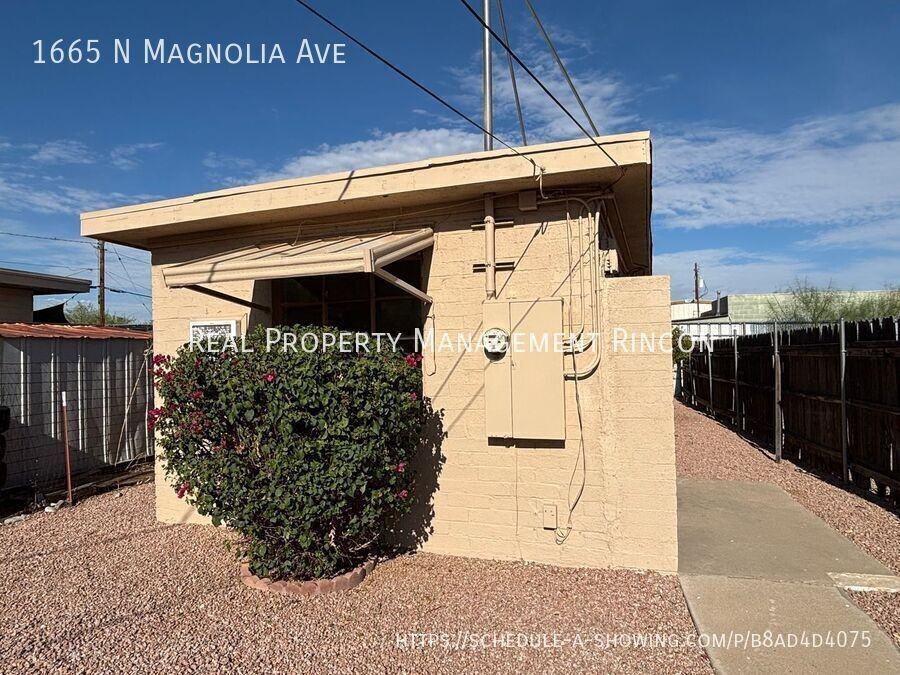 1665 N Magnolia Ave - Photo 2 of 10
