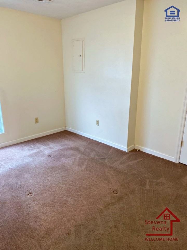 112 Bybee Woods Dr #2 - Photo 7 of 10