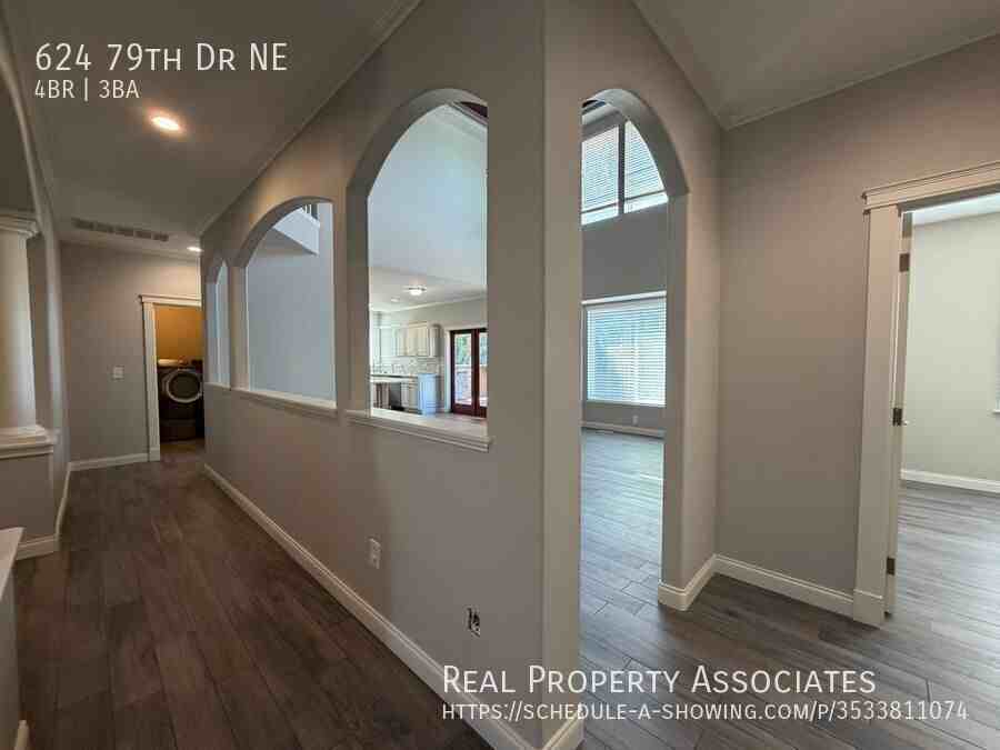 624 79th Dr Ne - Photo 7 of 39