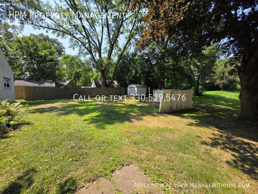 2164 Penguin Ave - Photo 4 of 19