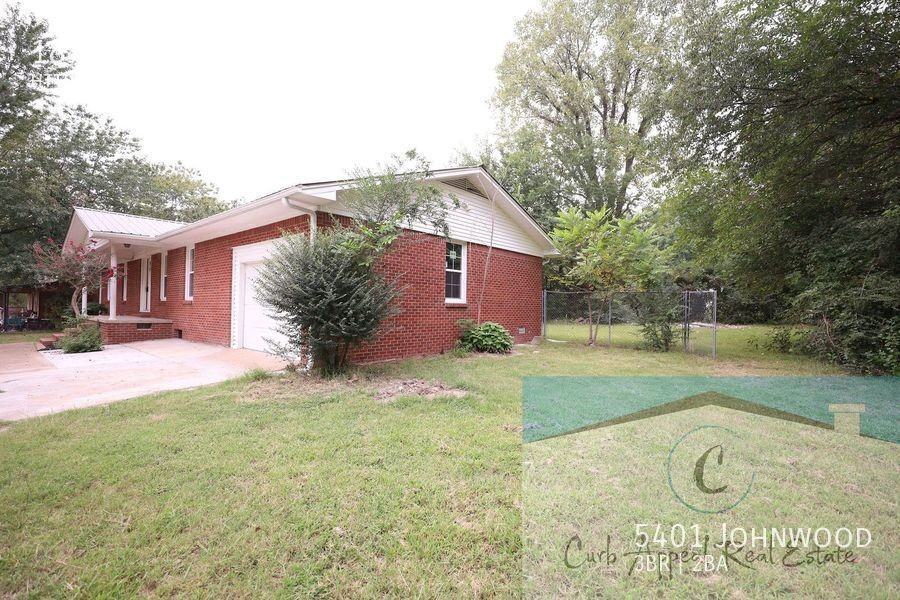 5401 Johnwood Dr - Photo 5 of 39