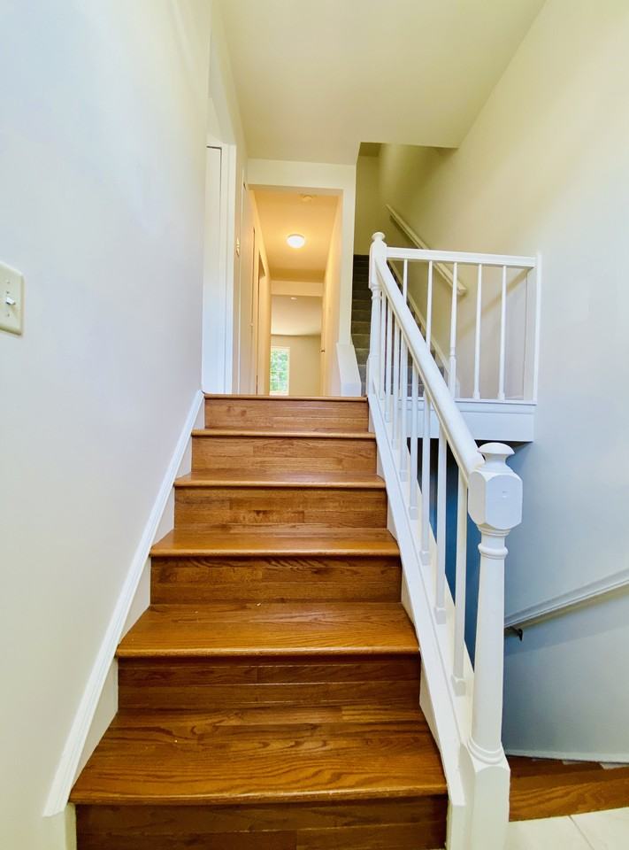 10690 High Beam Ct - Photo 2 of 30