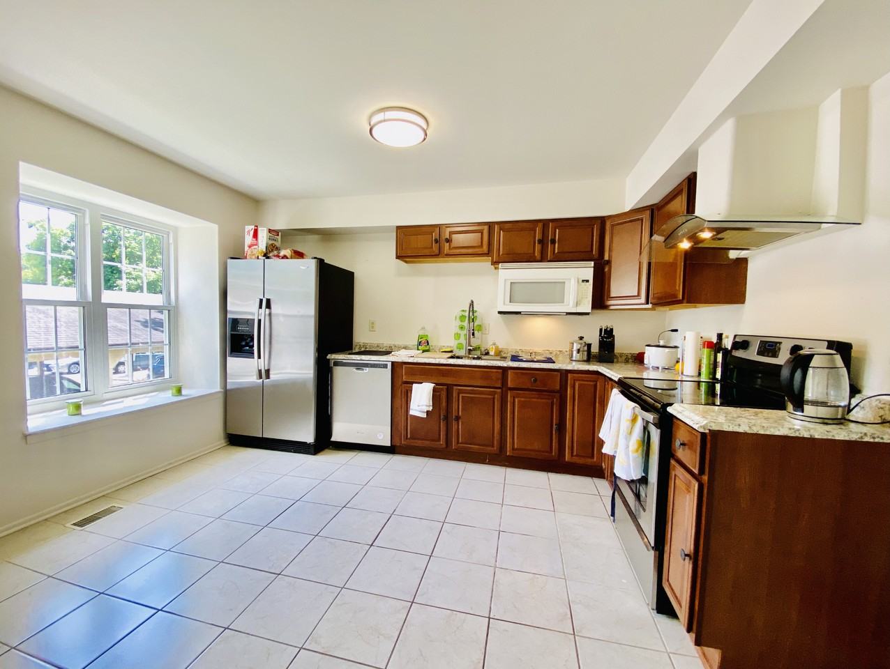 10690 High Beam Ct - Photo 3 of 30
