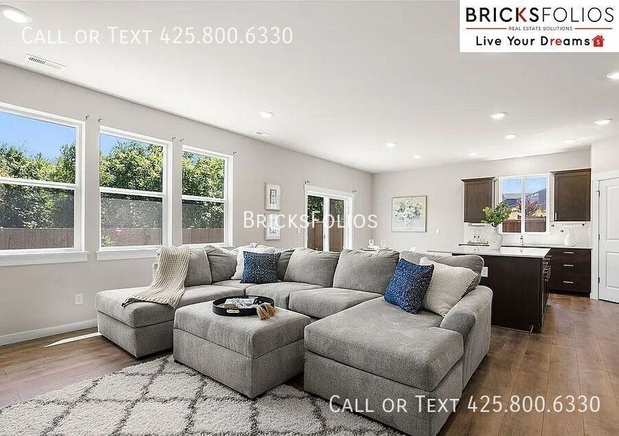 5723 Waverly Rd Sw #A - Photo 4 of 33