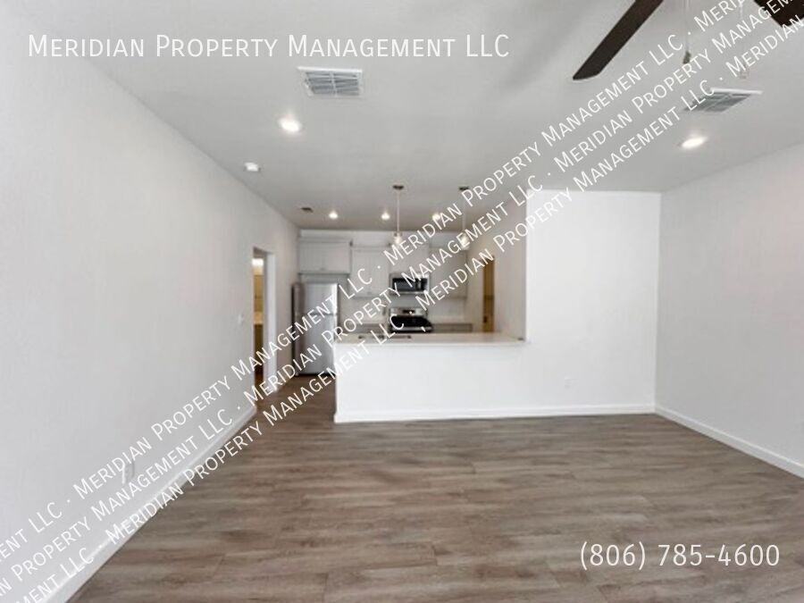 5606 Lehigh St - Photo 7 of 27