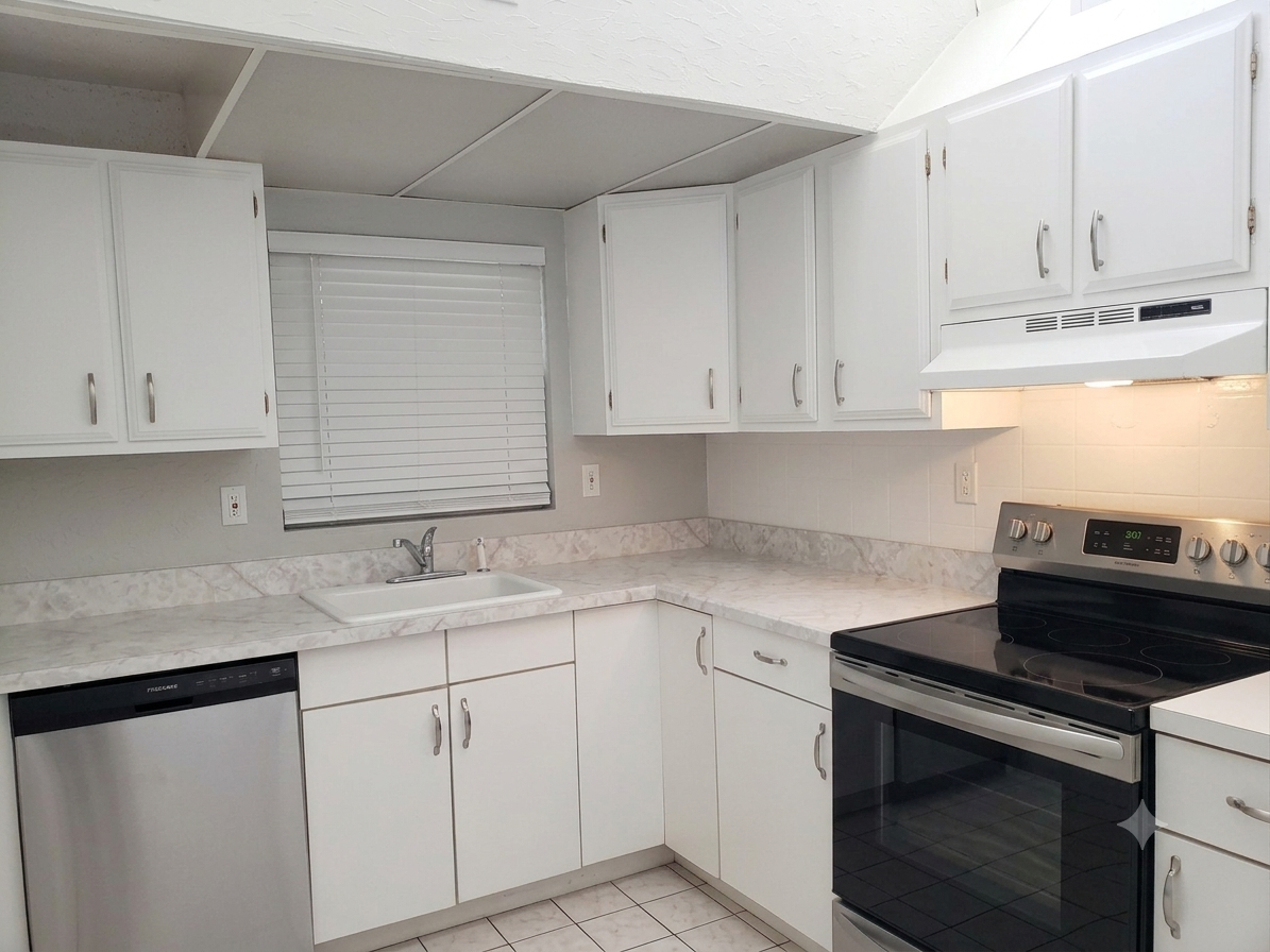 164 Tradewinds Drive Northwest, Unit A - Photo 4 of 7