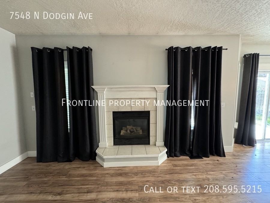 7548 N Dodgin Ave - Photo 4 of 20