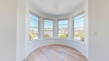 featured image of 105 Webster St #1