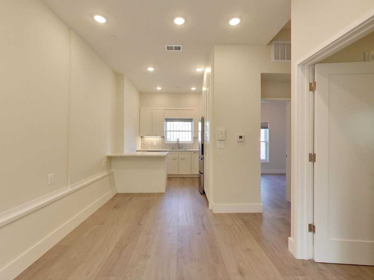 225 Duboce Ave #1 - Photo 6 of 19