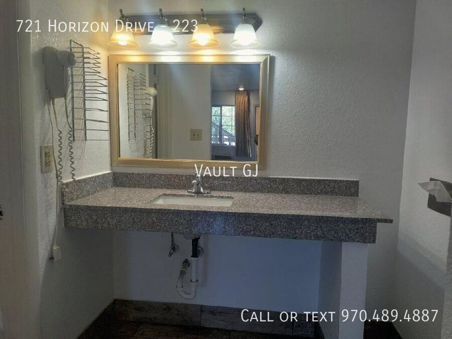 721 Horizon Dr #223 - Photo 3 of 15